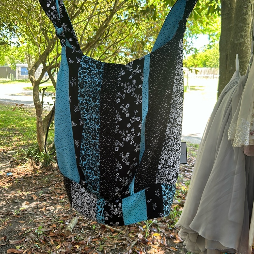 M top nwt laundry by Shelli segal